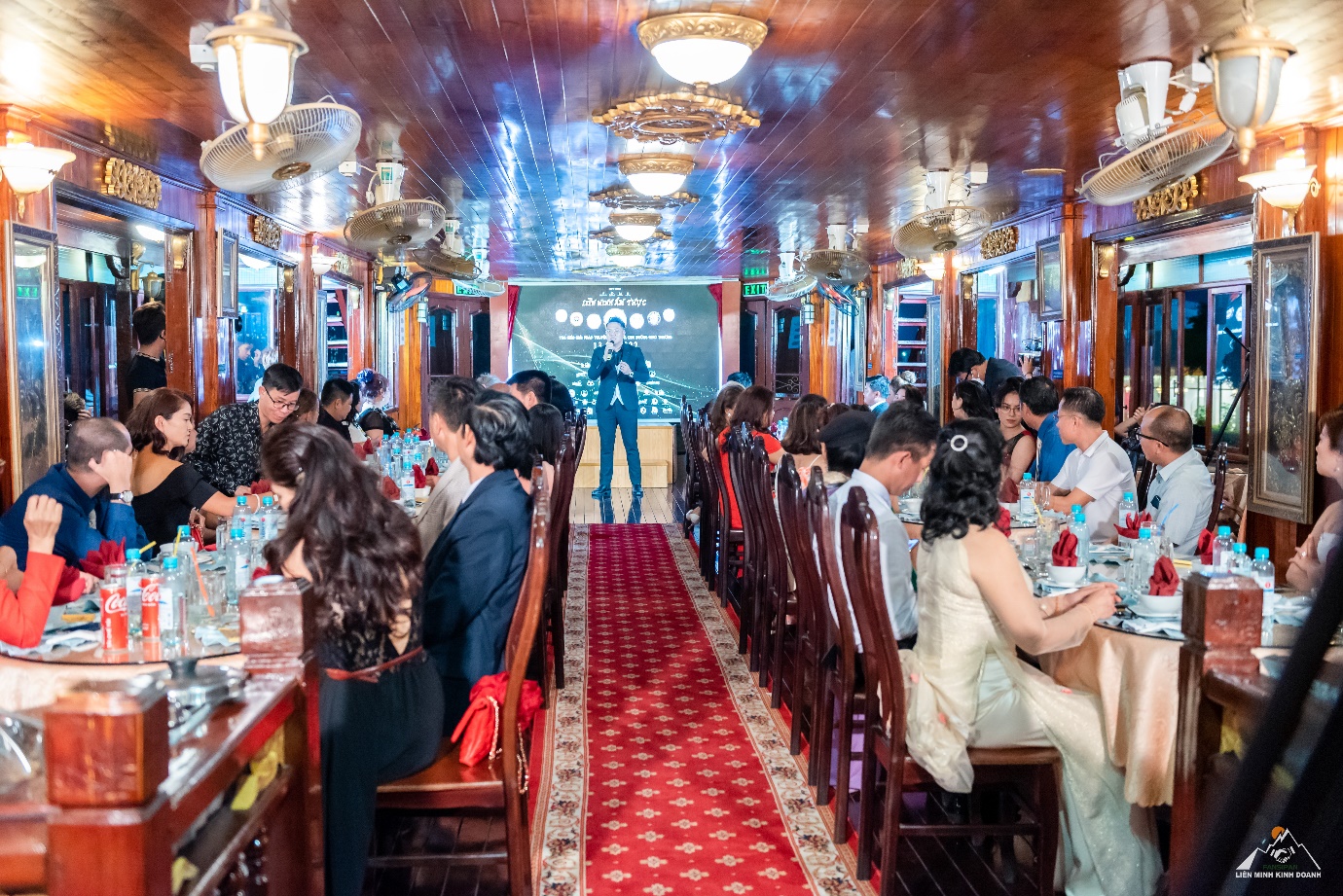 Liên Minh Kinh Doanh Fansipan ra mắt show thực tế dành cho doanh nghiệp - Ảnh 3. Liên Minh Kinh Doanh Fansipan ra mắt show thực tế dành cho doanh nghiệp - Ảnh 3.