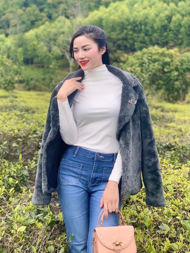 So k&egrave; nhan sắc 4 g&aacute;i qu&ecirc; xinh đẹp trong Lối về miền hoa: Người được khen giống Ho&agrave;ng Th&ugrave;y Linh, c&ocirc; trẻ nhất sinh năm 2000 - Ảnh 4.