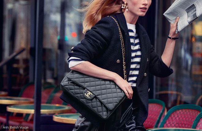 Chanel (lại) tăng giá túi xách: Định tăng tới bao giờ nữa đây? - Ảnh 2. Chanel (lại) tăng giá túi xách: Định tăng tới bao giờ nữa đây? - Ảnh 2.