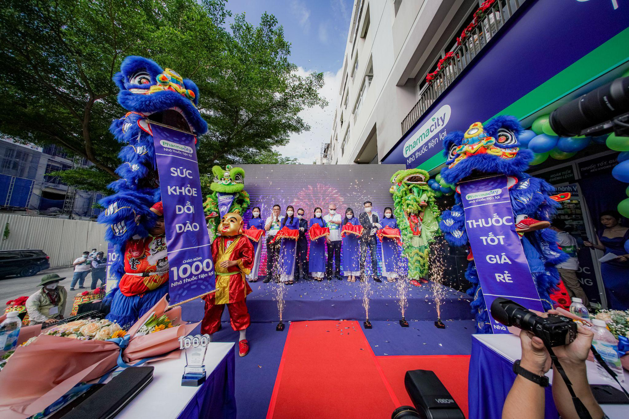 Với 1000 nhà thuốc - Pharmacity khẳng định vị thế thống lĩnh thị trường chuỗi nhà thuốc tiện lợi tại Việt Nam - Ảnh 1.