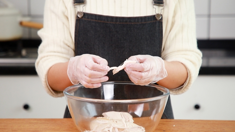 Măng x&agrave;o hay nấu canh th&igrave; ai cũng quen lắm rồi, nhưng l&agrave;m thế n&agrave;y gi&ograve;n ngon v&agrave; lạ miệng hơn hẳn! - Ảnh 4.