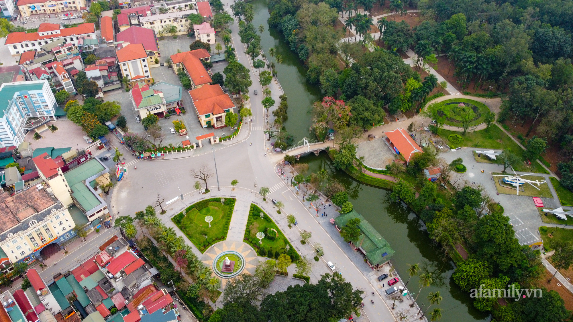 Toàn cảnh tuyến phố đi bộ thứ 4 ở Hà Nội sắp đưa vào hoạt động - Ảnh 5.