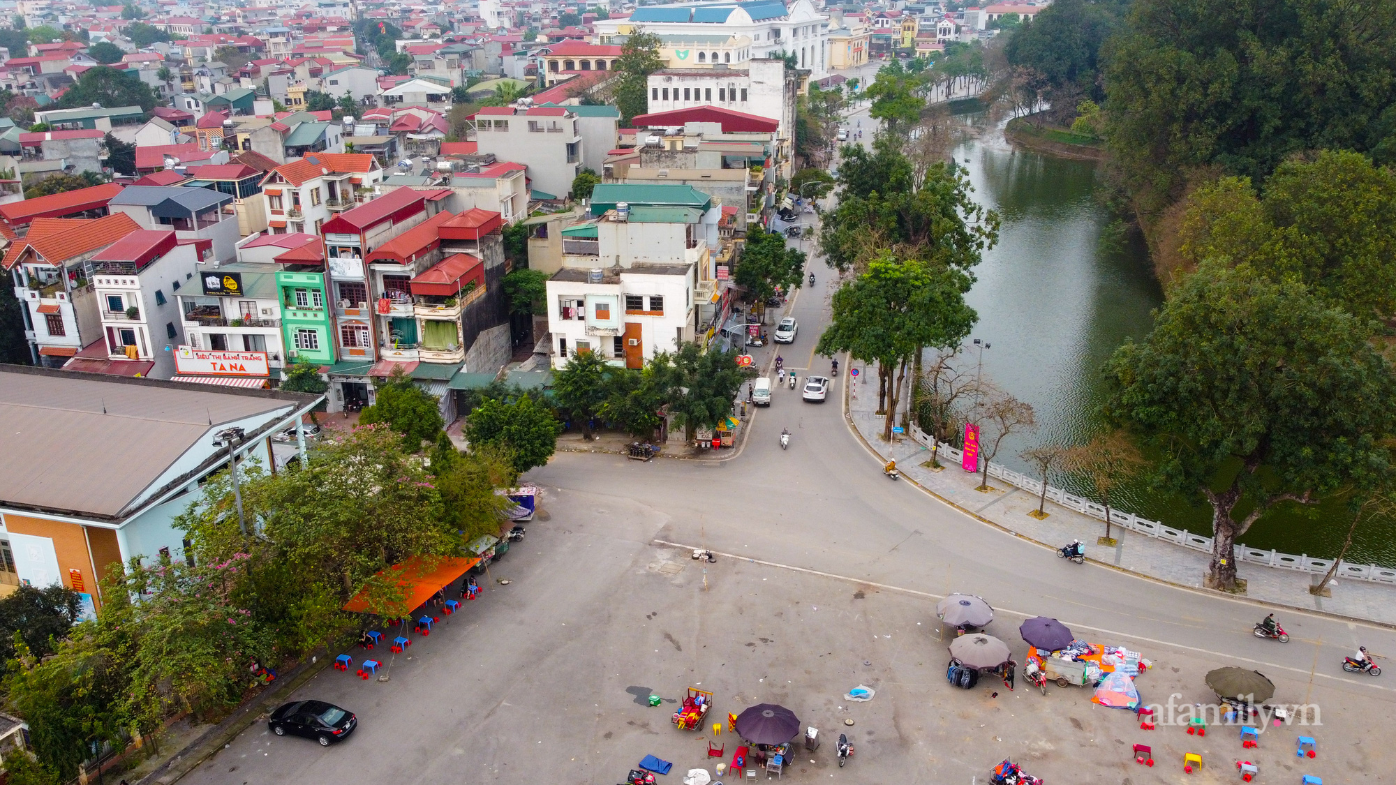 Toàn cảnh tuyến phố đi bộ thứ 4 ở Hà Nội sắp đưa vào hoạt động - Ảnh 7.