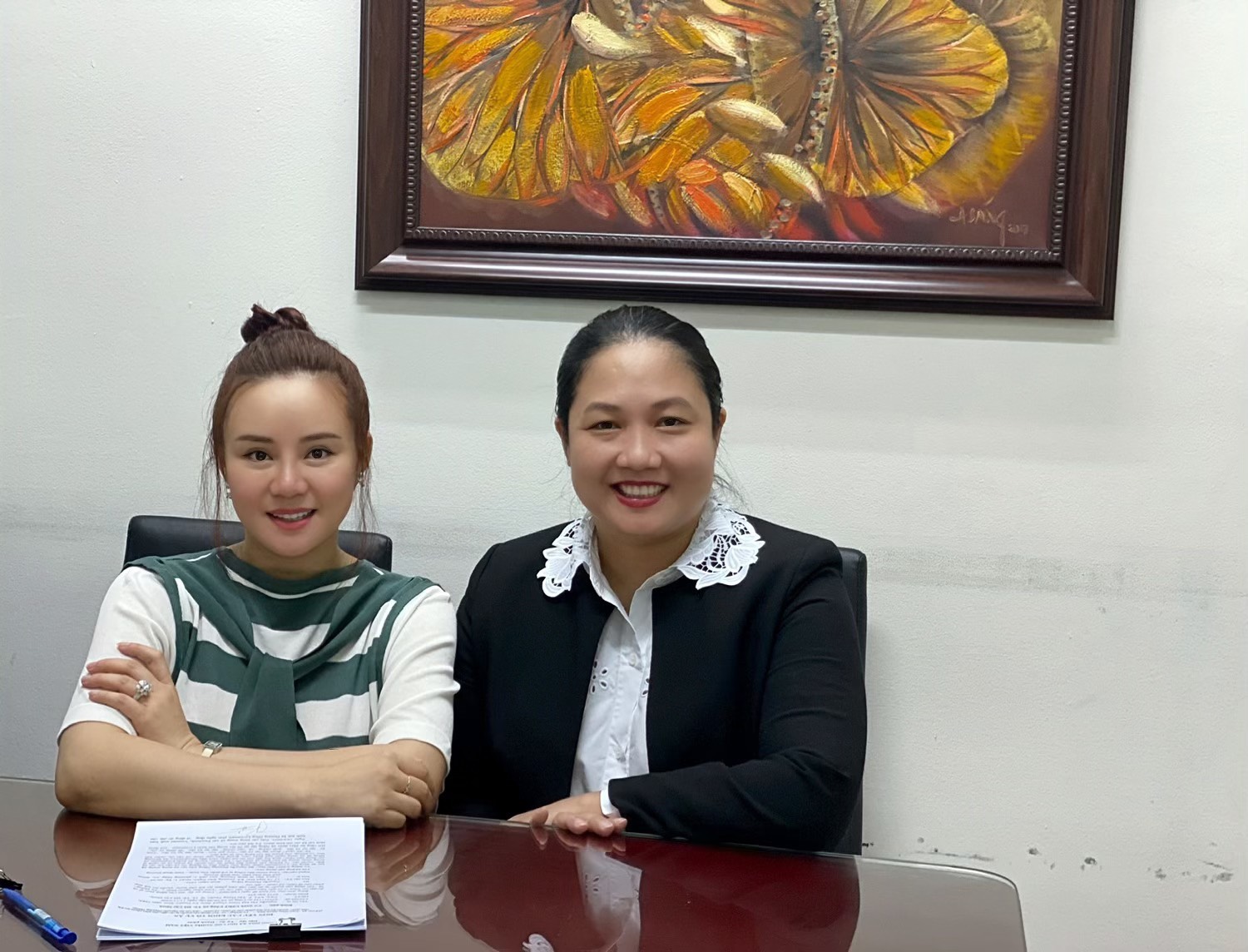 Nội dung đơn ca sĩ Vy Oanh tố cáo chủ kênh Lang Thang Đường Phố - Ảnh 2.