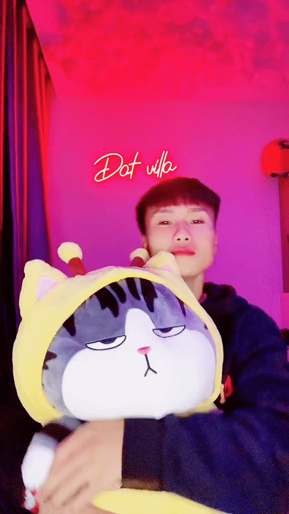 Từ thợ cắt tóc tới idol tóp tóp sở hữu Mẹc 3 tỷ - chi 100 triệu lấy lòng bạn gái: Đạt Villa giàu cỡ nào? - Ảnh 3.