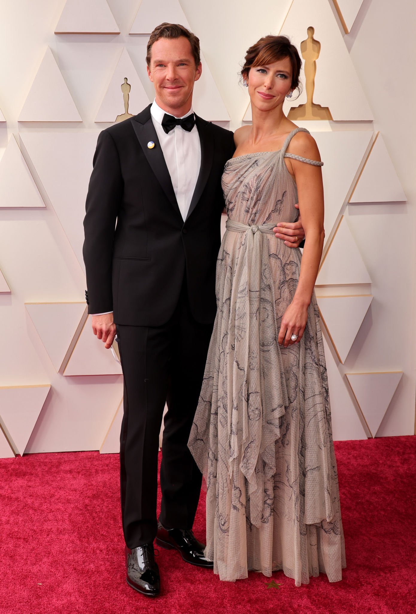 Thảm đỏ Oscar lần thứ 94: Kristen Stewart và &quot;bạn gái Người Nhện&quot; đọ chân dài nhưng vẫn phải &quot;chào thua&quot; trước màn khoe vòng 1 của mỹ nhân này - Ảnh 8.
