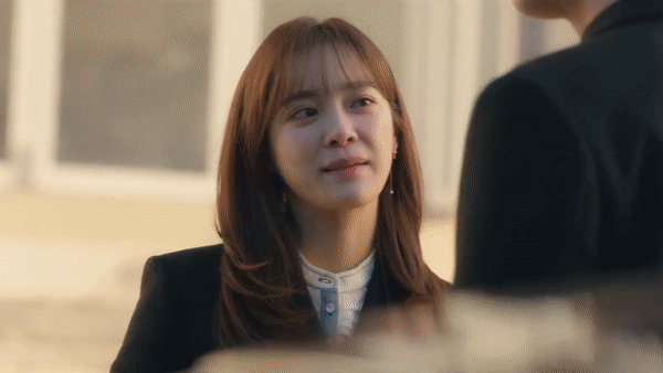 Hẹn hò chốn công sở: Đã tìm ra 2 cảnh quay lãng mạn nhất, có sánh được với khoảnh khắc Ahn Hyo Seop và Lee Sung Kyung môi kề môi dưới hoàng hôn trong Người thầy y đức 2? - Ảnh 1.