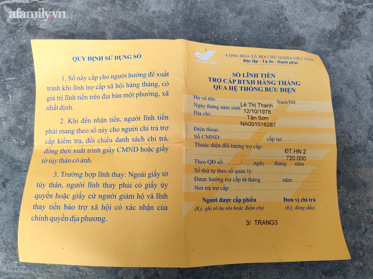 The 7-year-old boy was rejected by his father because he was born without an anus and has an intellectual disability - Photo 6.