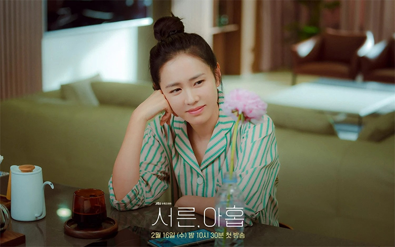 Son Ye Jin gửi ảnh kỷ niệm 20 năm nhân dịp ngày cưới: Giật mình trước nhan sắc của 'Aphrodite xứ Hàn' trong quá khứ và hiện tại - Ảnh 31.