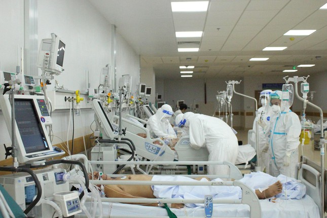 DIỄN BIẾN DỊCH NGÀY 06/3: Số ca nhiễm mới có xu hướng gia tăng nhanh tại hầu hết tỉnh, thành nhưng tỉ lệ tử vong giảm rất mạnh - Ảnh 1.