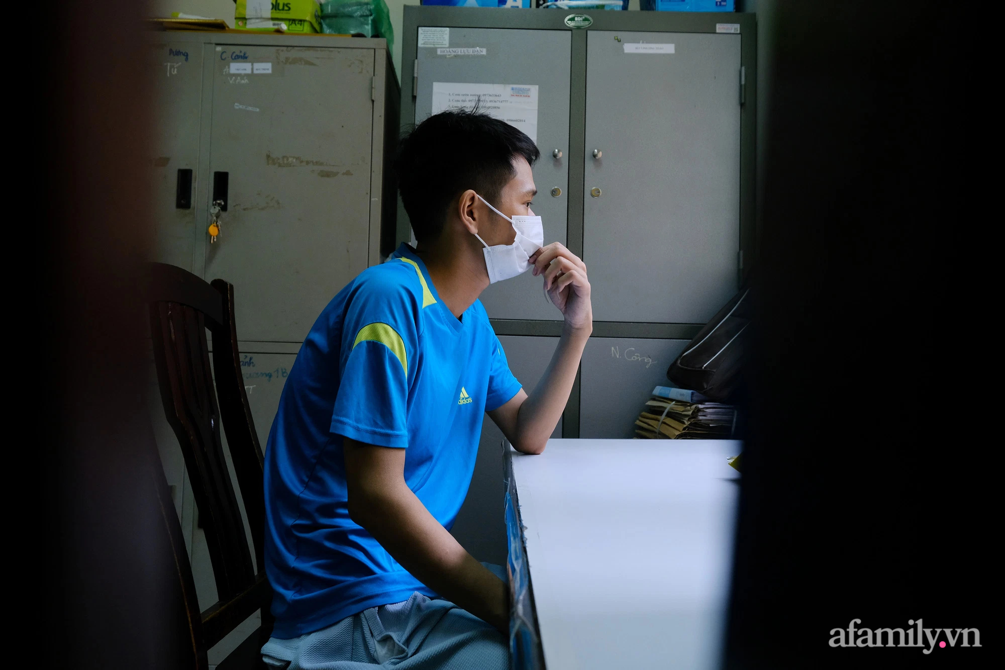 The fire at the motel in Hanoi: Before entering to burn her cousin's motorbike, the female killer calmly went to wash her hair and get her nails done - Photo 3.