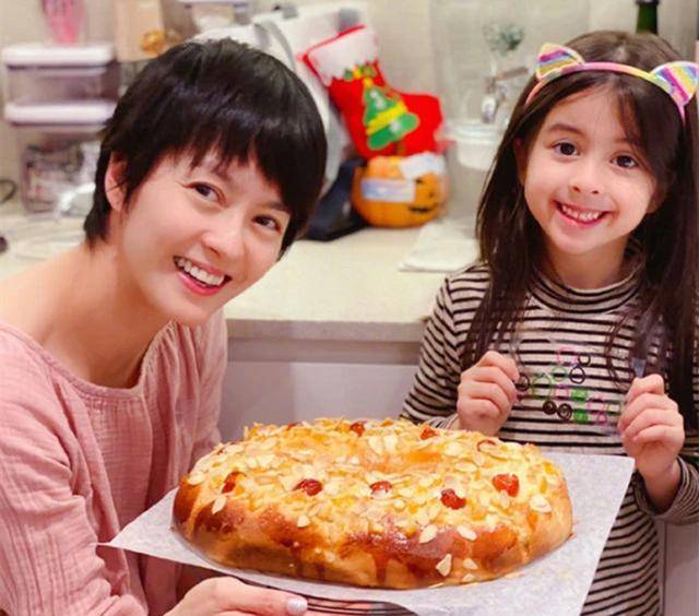 The 5-year-old mixed-race daughter of a Hong Kong actress is so beautiful that netizens exclaim: 