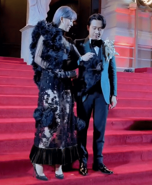 Hari Won reached the climax of the Ugly thing on the Gucci red carpet - Photo 2.