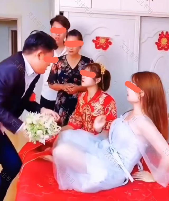 The groom ran into the wedding room to meet the bride, doing an act with the bridesmaids that made his future wife 