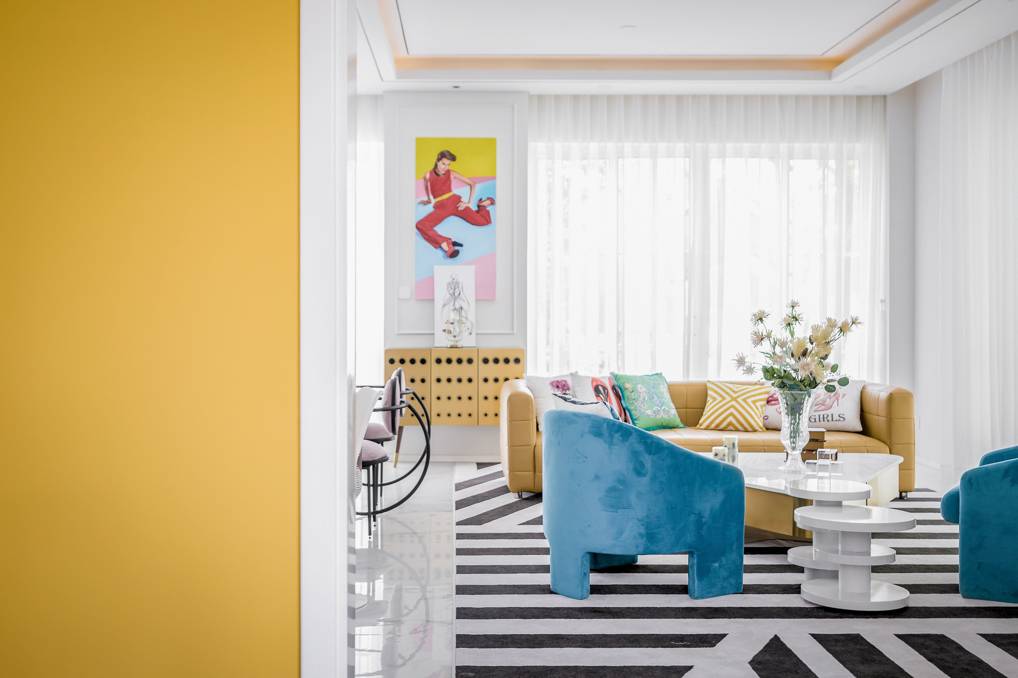 Căn villa 280m² trang bị nội thất giá 3 tỷ đẹp như bản giao hưởng nghệ thuật đương đại bên bờ biển Phan Thiết - Ảnh 10. Căn villa 280m² trang bị nội thất giá 3 tỷ đẹp như bản giao hưởng nghệ thuật đương đại bên bờ biển Phan Thiết - Ảnh 10.