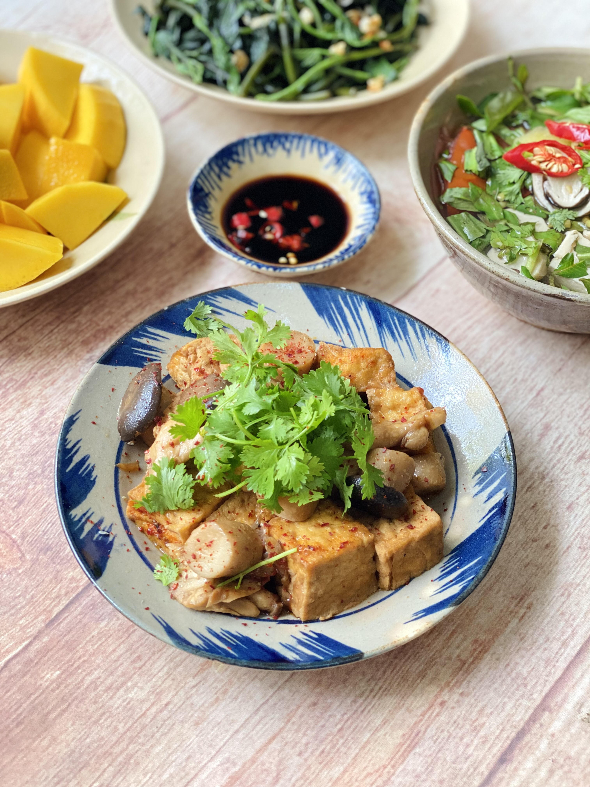 Hôm nay là rằm tháng 3 âm lịch, nấu thực đơn cơm chay 3 món vừa nhanh lại ngon cho bữa tối là hợp lý nhất! - Ảnh 3. Hôm nay là rằm tháng 3 âm lịch, nấu thực đơn cơm chay 3 món vừa nhanh lại ngon cho bữa tối là hợp lý nhất! - Ảnh 3.