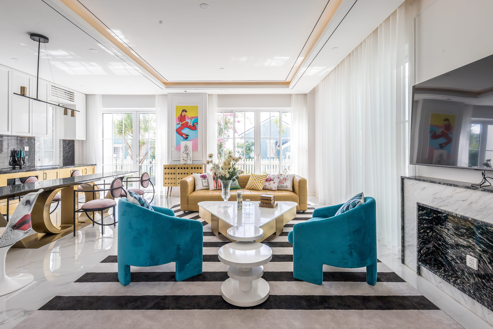 Căn villa 280m² trang bị nội thất giá 3 tỷ đẹp như bản giao hưởng nghệ thuật đương đại bên bờ biển Phan Thiết - Ảnh 5. Căn villa 280m² trang bị nội thất giá 3 tỷ đẹp như bản giao hưởng nghệ thuật đương đại bên bờ biển Phan Thiết - Ảnh 5.