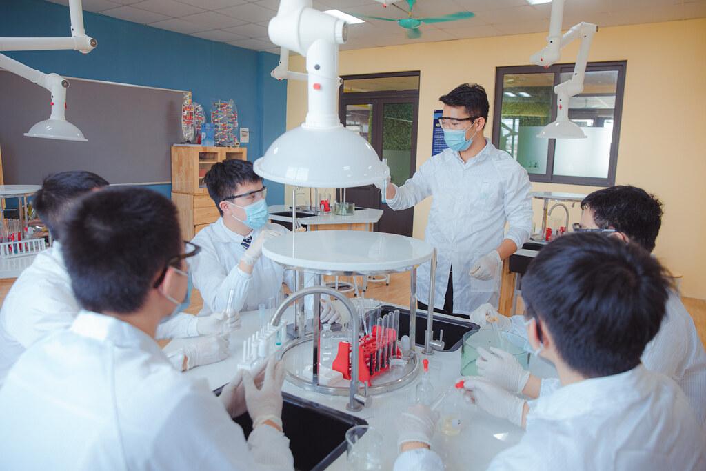 Học sinh mất định hướng do kỳ vọng về nghề nghiệp từ quá sớm? - Ảnh 3. Học sinh mất định hướng do kỳ vọng về nghề nghiệp từ quá sớm? - Ảnh 3.