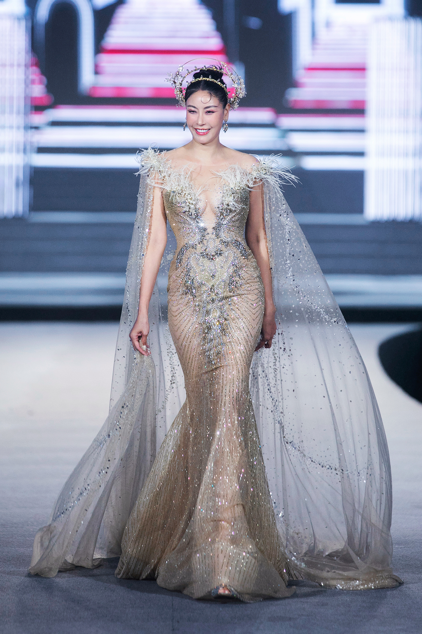 Quân đoàn hoa hậu đọ sắc gắt trong sự kiện Miss World: Lương Thuỳ Linh - Tiểu Vy khoe body nét căng, spotlight là 1 cặp đôi sắp cưới! - Ảnh 9. Quân đoàn hoa hậu đọ sắc gắt trong sự kiện Miss World: Lương Thuỳ Linh - Tiểu Vy khoe body nét căng, spotlight là 1 cặp đôi sắp cưới! - Ảnh 9.