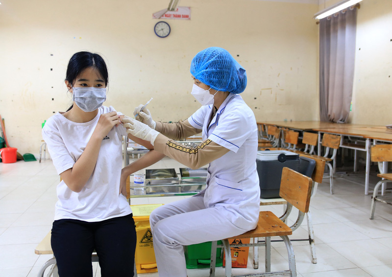 Hanoi: More than 8,400 6th grade children have been vaccinated against COVID-19 - Photo 1.