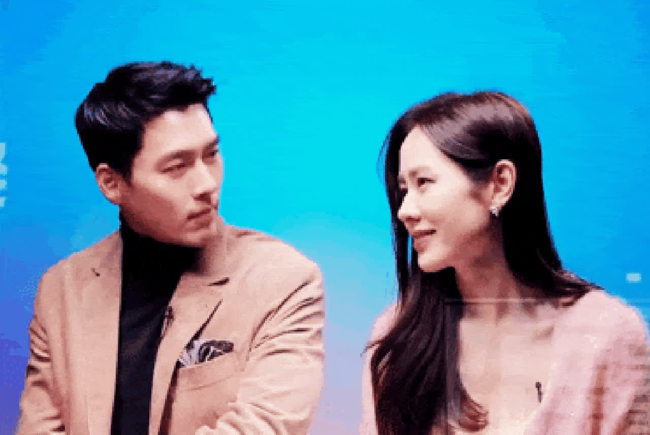 So kè độ “nghiện vợ” của các tài tử xứ Hàn: Ông xã Kim Tae Hee “bão thả tim” ảnh vợ, còn Hyun Bin làm gì mà khiến phái nữ xao xuyến? - Ảnh 11.