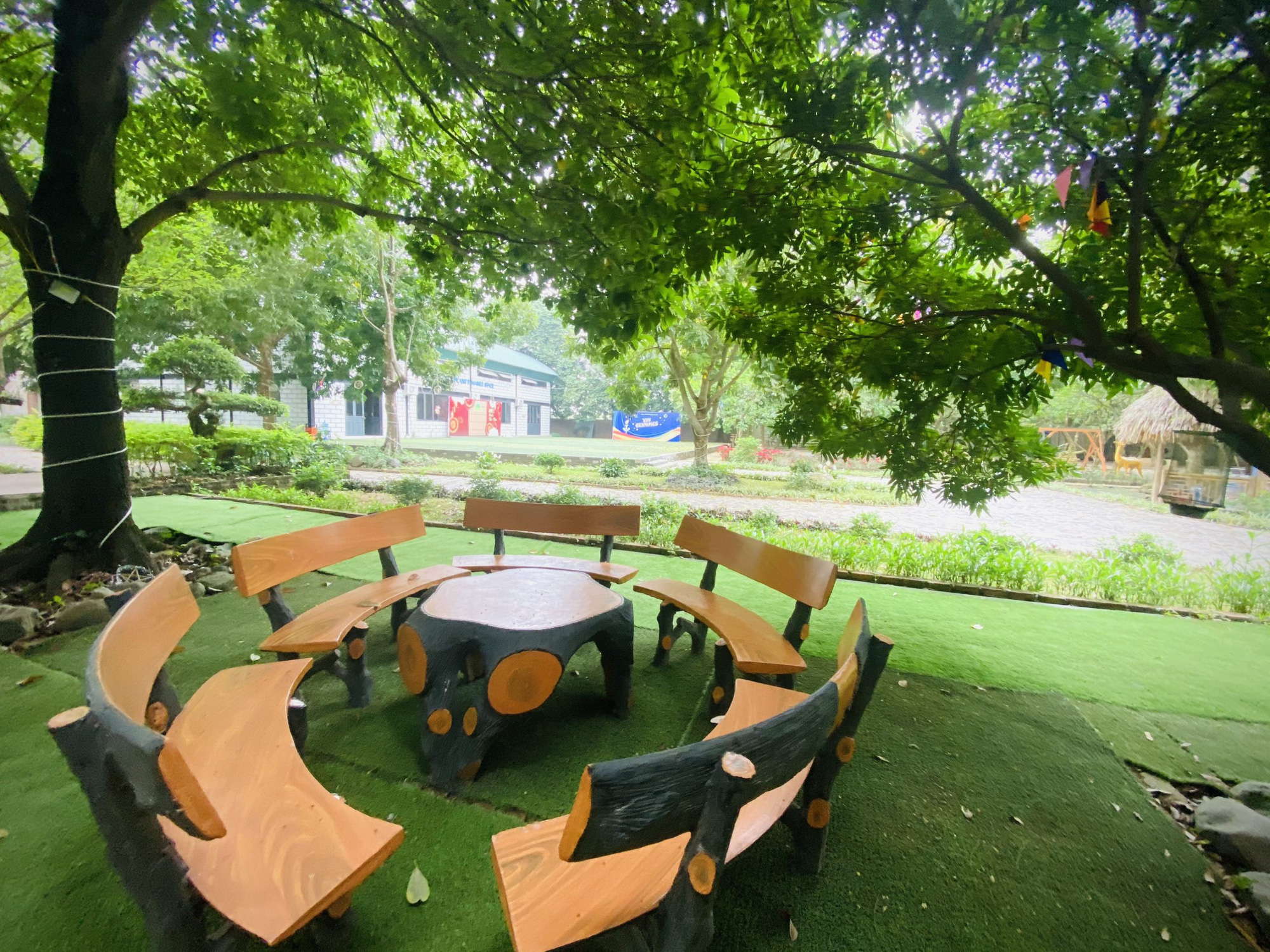 Tổng hợp 40 địa điểm vui chơi cho trẻ quanh Hà Nội: Trải nghiệm thiên nhiên, dã ngoại, khu vui chơi sáng tạo - giáo dục sớm cho bé - Ảnh 6.