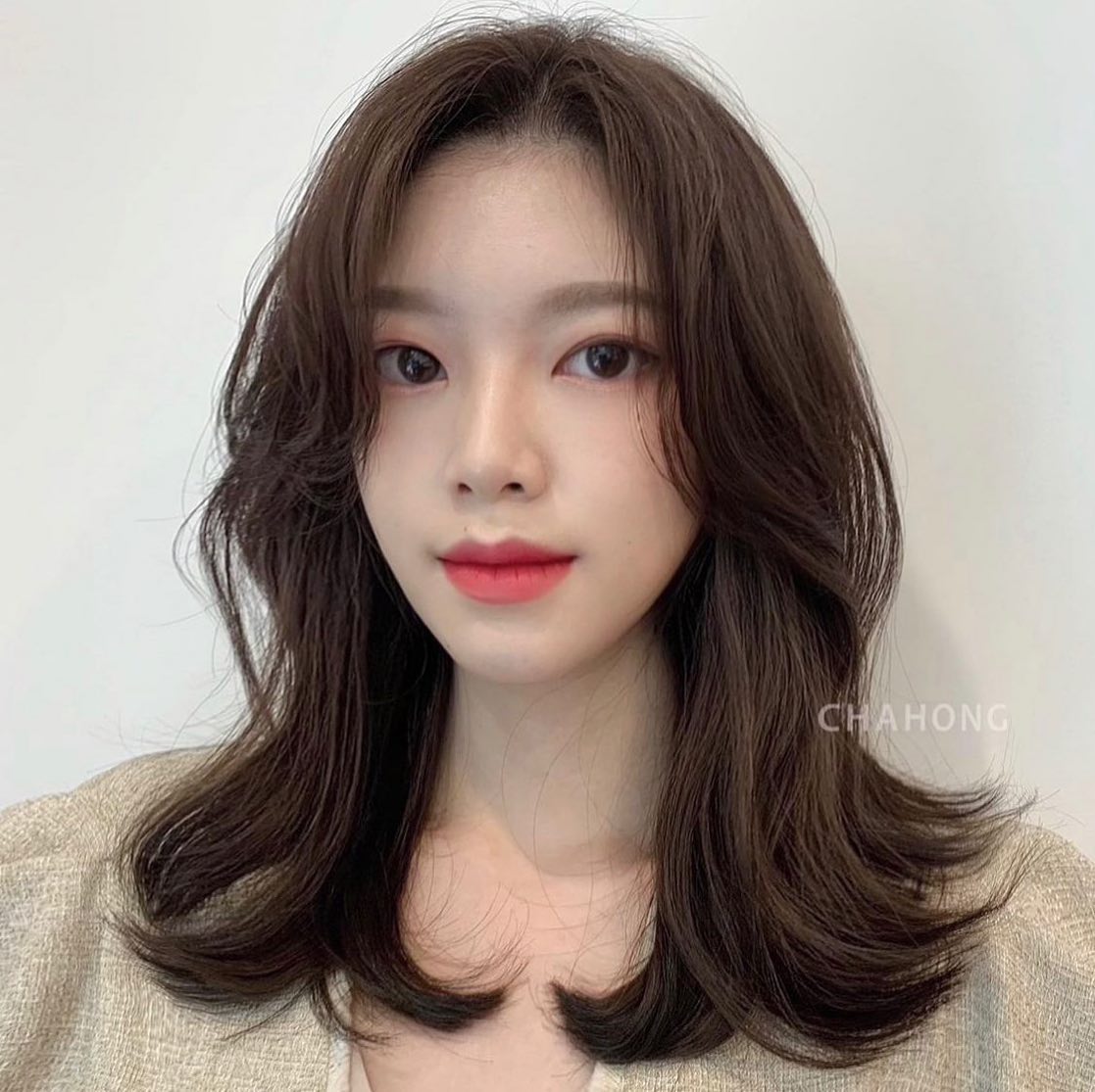 Tóc layer ngang vai không chỉ có 1 mà là tận 14 kiểu sành điệu xuất sắc cho bạn chọn - Ảnh 15. Tóc layer ngang vai không chỉ có 1 mà là tận 14 kiểu sành điệu xuất sắc cho bạn chọn - Ảnh 15.