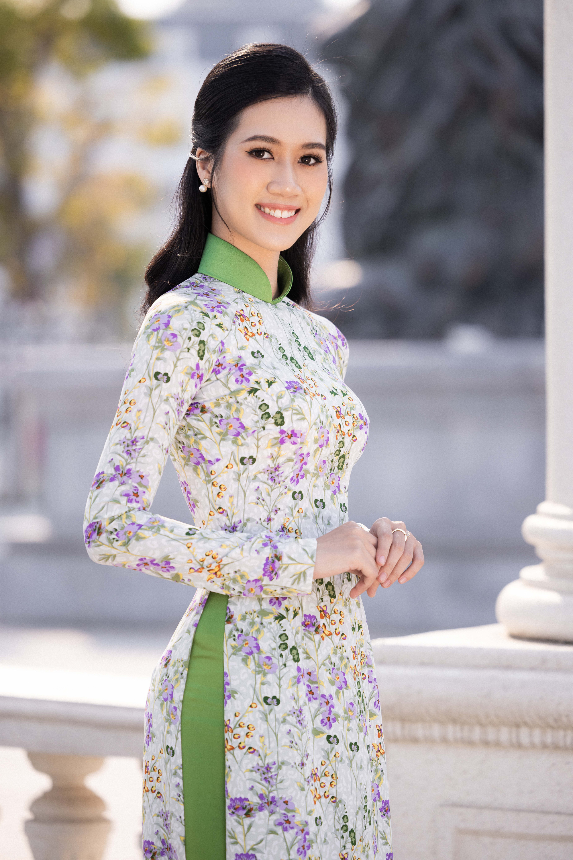 Nam Em cùng dàn thí sinh Hoa hậu Thế giới Việt Nam khoe sắc trong tà áo dài trước đêm Chung khảo quan trọng - Ảnh 9.