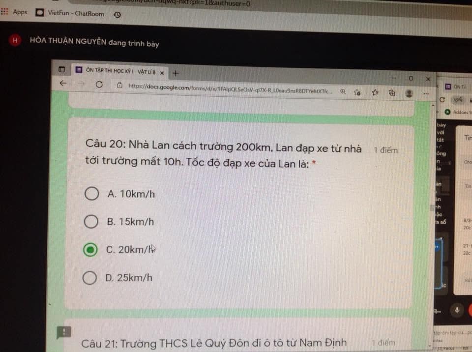 Today's most viral math problem: Lan is 200km from school, cycling to school takes 10 hours, reading the answer and laughing out loud - Photo 1.