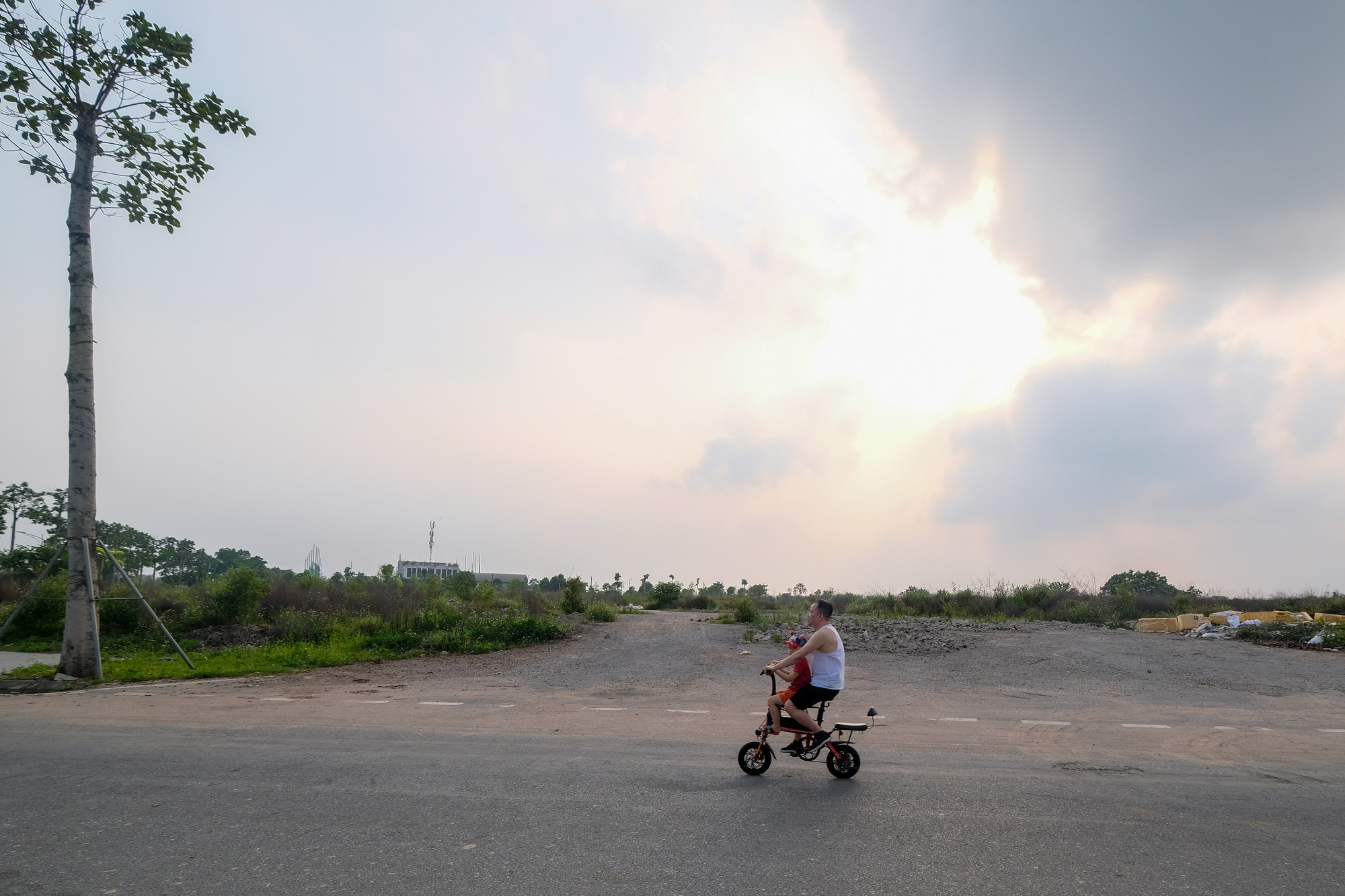 Công viên nước 200 tỉ lớn nhất Hà Nội giờ ra sao sau khi bị đập bỏ - Ảnh 10. Công viên nước 200 tỉ lớn nhất Hà Nội giờ ra sao sau khi bị đập bỏ - Ảnh 10.