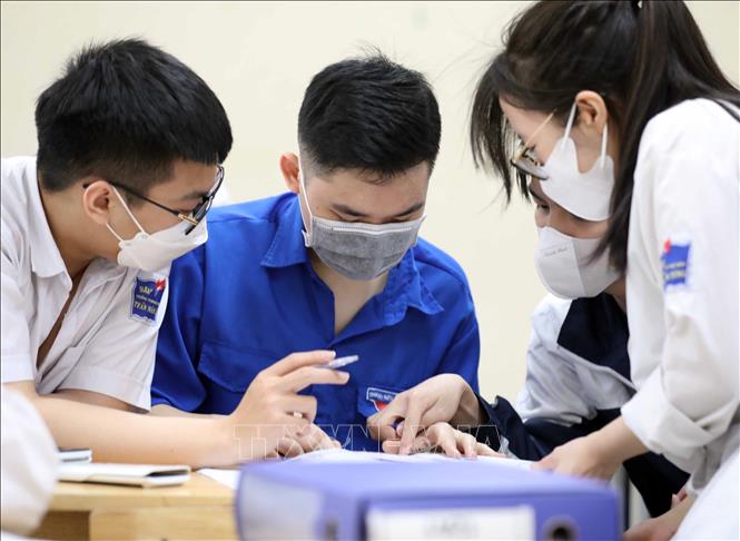 Hôm nay (26/4), các thí sinh bắt đầu thử đăng ký dự thi tốt nghiệp THPT trực tuyến - Ảnh 1. Hôm nay (26/4), các thí sinh bắt đầu thử đăng ký dự thi tốt nghiệp THPT trực tuyến - Ảnh 1.