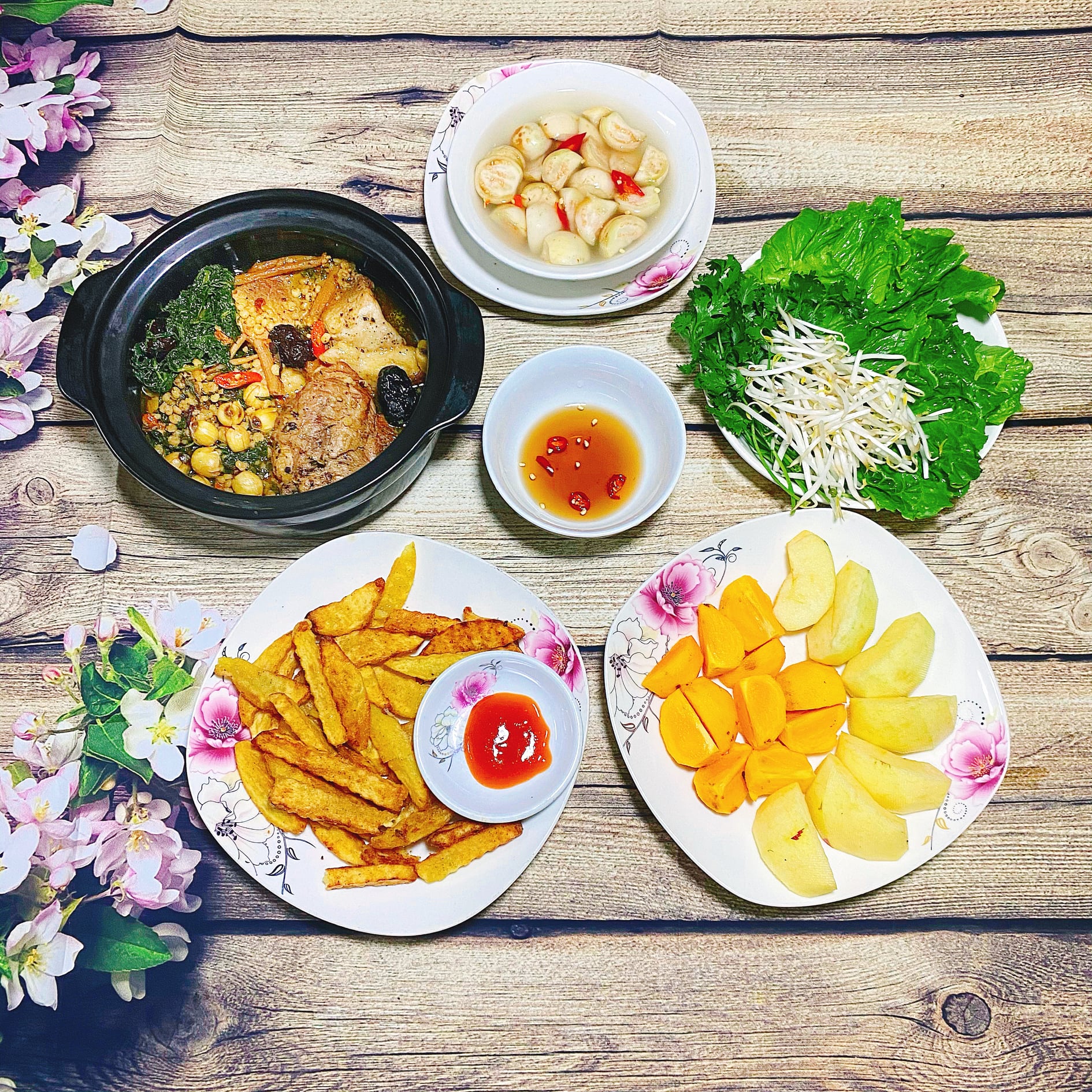 Cô sinh viên 2K2 ở Hà Nội trổ tài làm những mâm cơm mùa hè cho cả nhà - Ảnh 8. Cô sinh viên 2K2 ở Hà Nội trổ tài làm những mâm cơm mùa hè cho cả nhà - Ảnh 8.