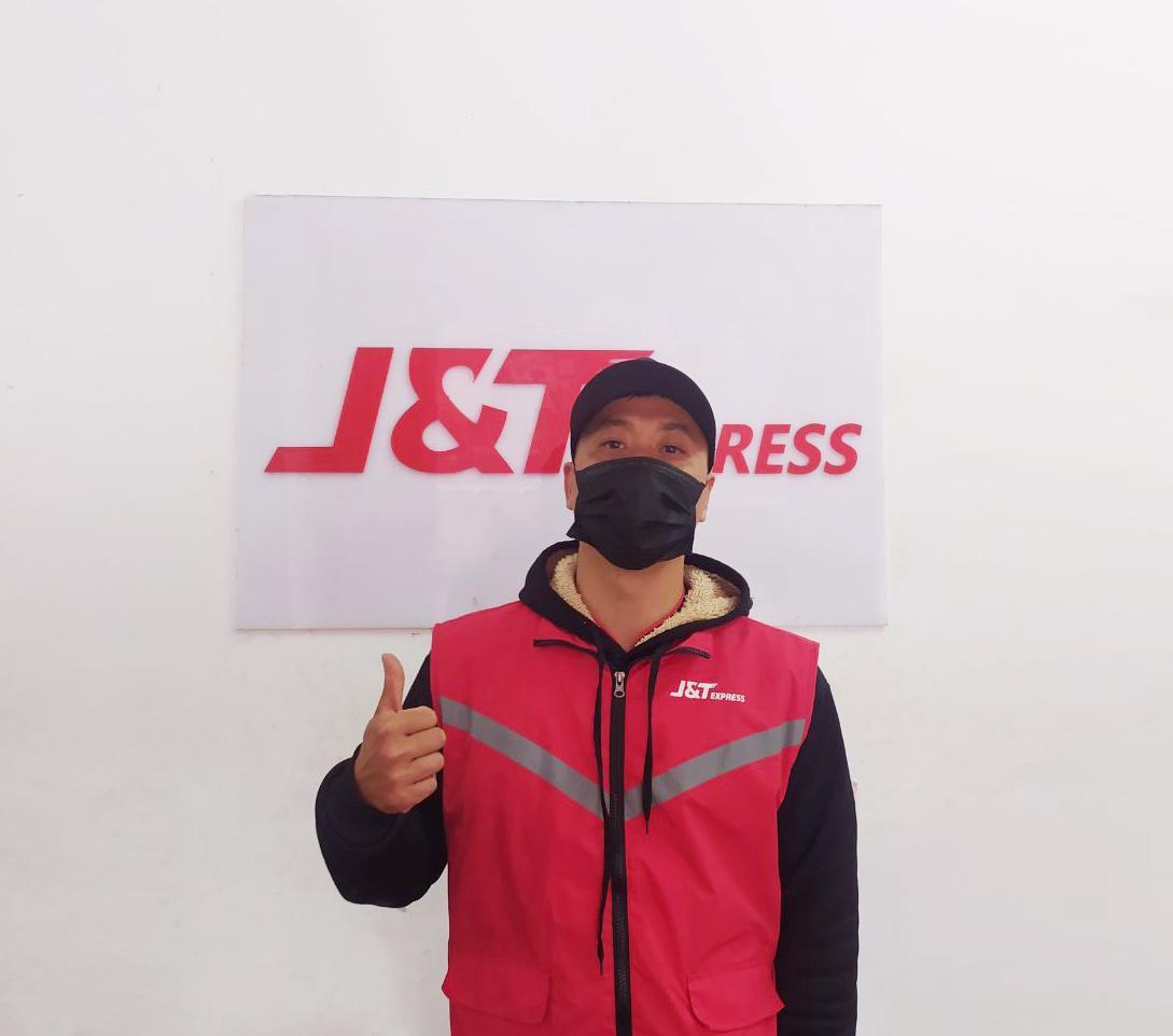 &ldquo;T&acirc;m thư&rdquo; của shipper J&T Express khi&ecirc;́n cư d&acirc;n mạng cảm đ&ocirc;̣ng - Ảnh 2.