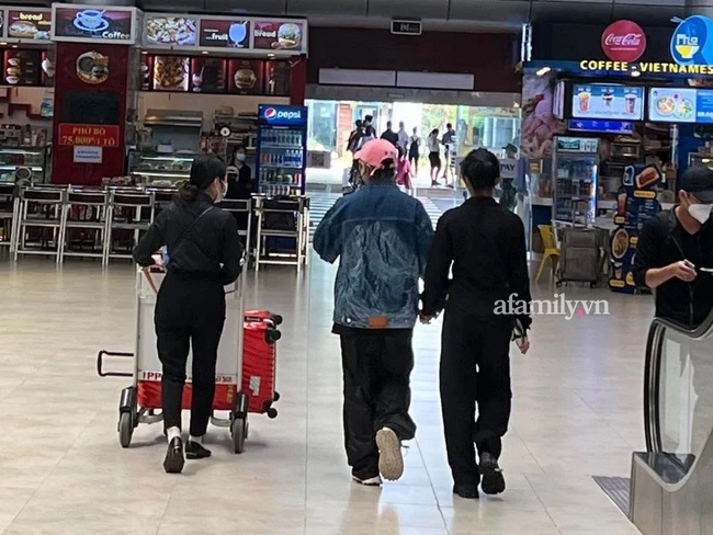 Châu Bùi có chia sẻ đầu tiên sau khi bị "tóm sống" qua đêm ở nhà Binz - Ảnh 3.