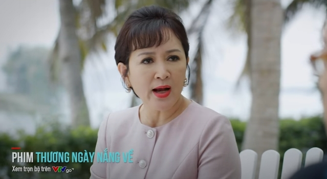 Loving the sunny day, episode 2: Trang just went to Japan, Mrs. Nhung released a trick, Duy was beaten in the middle of the company, revealing his true identity?  - Photo 2.