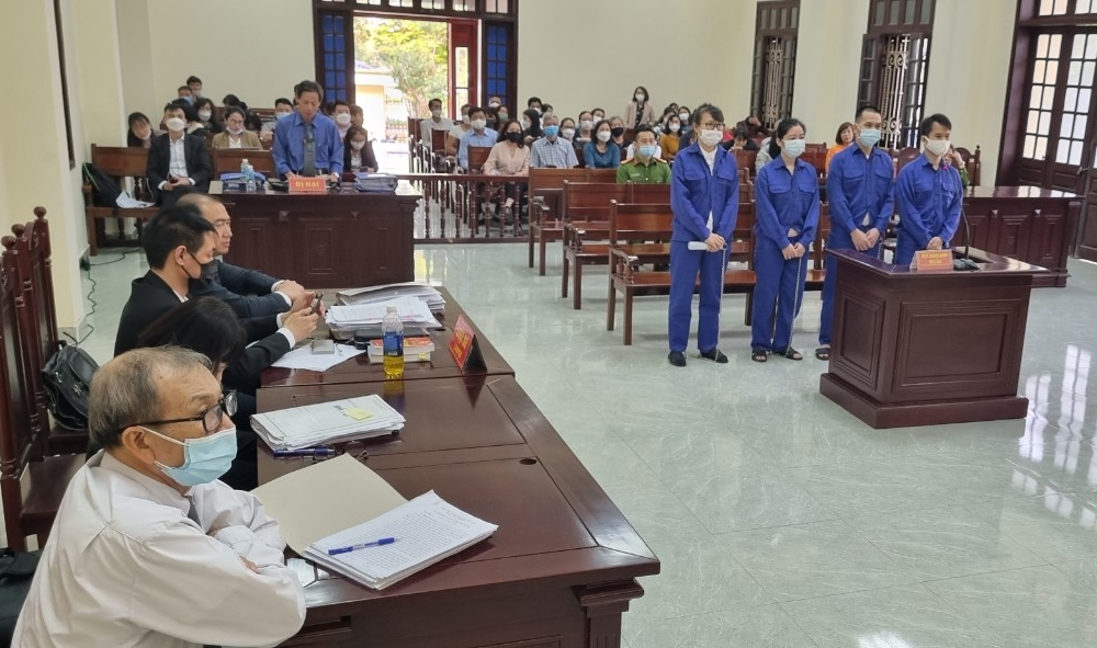 Former female director of OceanBank Hai Phong branch was sentenced to death - Photo 1.