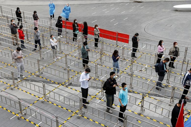 Beijing steps up testing, avoids going in the footsteps of Shanghai - Photo 2.