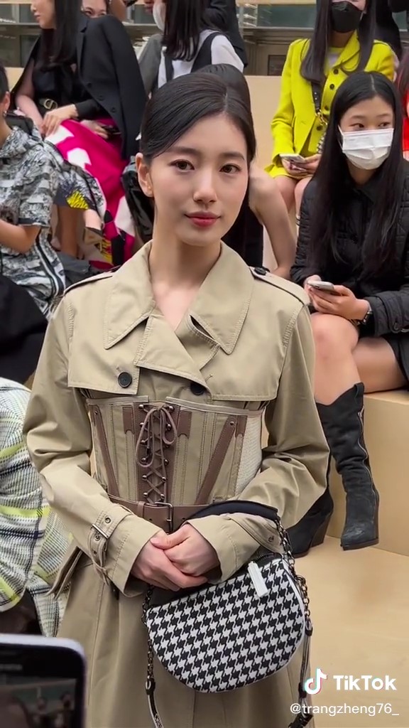 Nhan sắc sao Hàn dự show Dior qua camera thường: Jisoo - Suzy xinh bất chấp, Yeri nhạt nhòa vì makeup phản chủ - Ảnh 3.