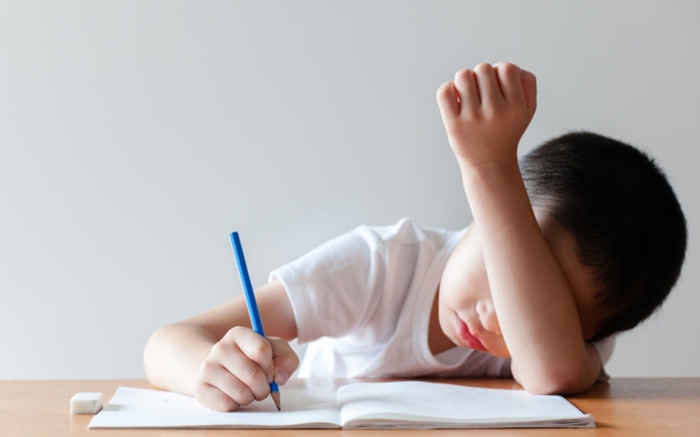 Trẻ 'c&agrave;ng học c&agrave;ng sa s&uacute;t' v&igrave; sống trong những kiểu gia đ&igrave;nh thế n&agrave;y