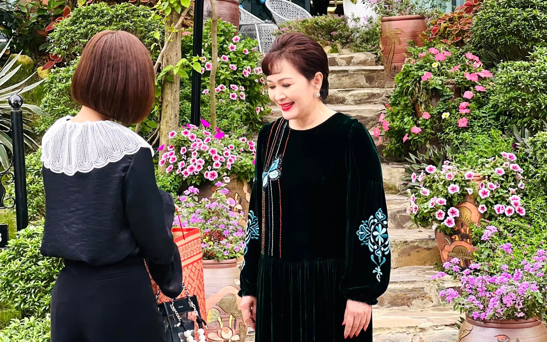 Thương ngày nắng về: Lộ cảnh Trang chủ động đến với bà Nhung, chính thức tha thứ cho mẹ ruột?