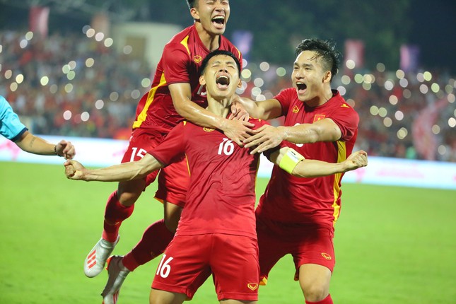 Bàn thắng quan trọng của Hùng Dũng đã giúp U23 Việt Nam có được 3 điểm quý giá.