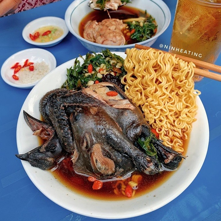 10 quán phở chua cay khắp Hà Nội, ăn ngay để đánh bay cái lạnh giữa tháng 5 - Ảnh 6.