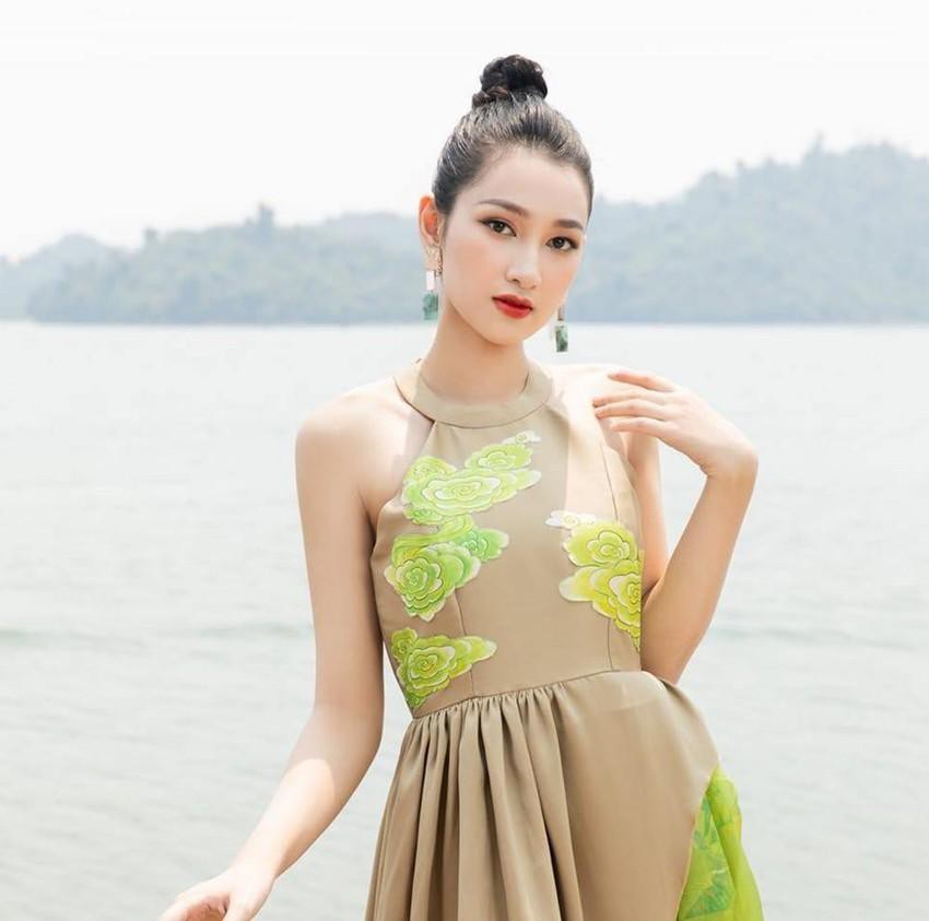 4 nữ sinh Đại học Ngoại thương tại Miss World Vietnam: Chiều cao &quot;khủng&quot;, nói tiếng Anh &quot;như gió&quot; - Ảnh 7.