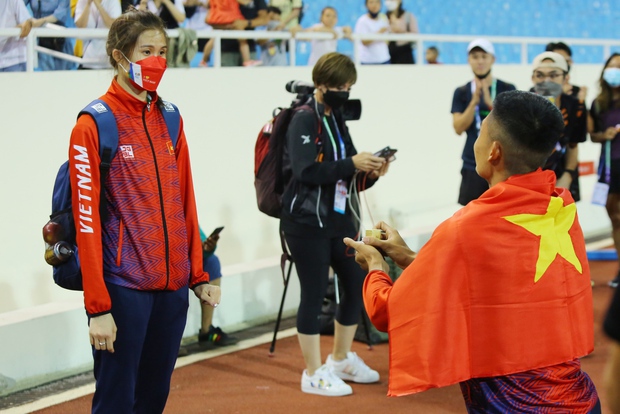 Couples who fought together at SEA Games 31: A couple used to be teachers and students, someone proposed as soon as they won gold - Photo 7.