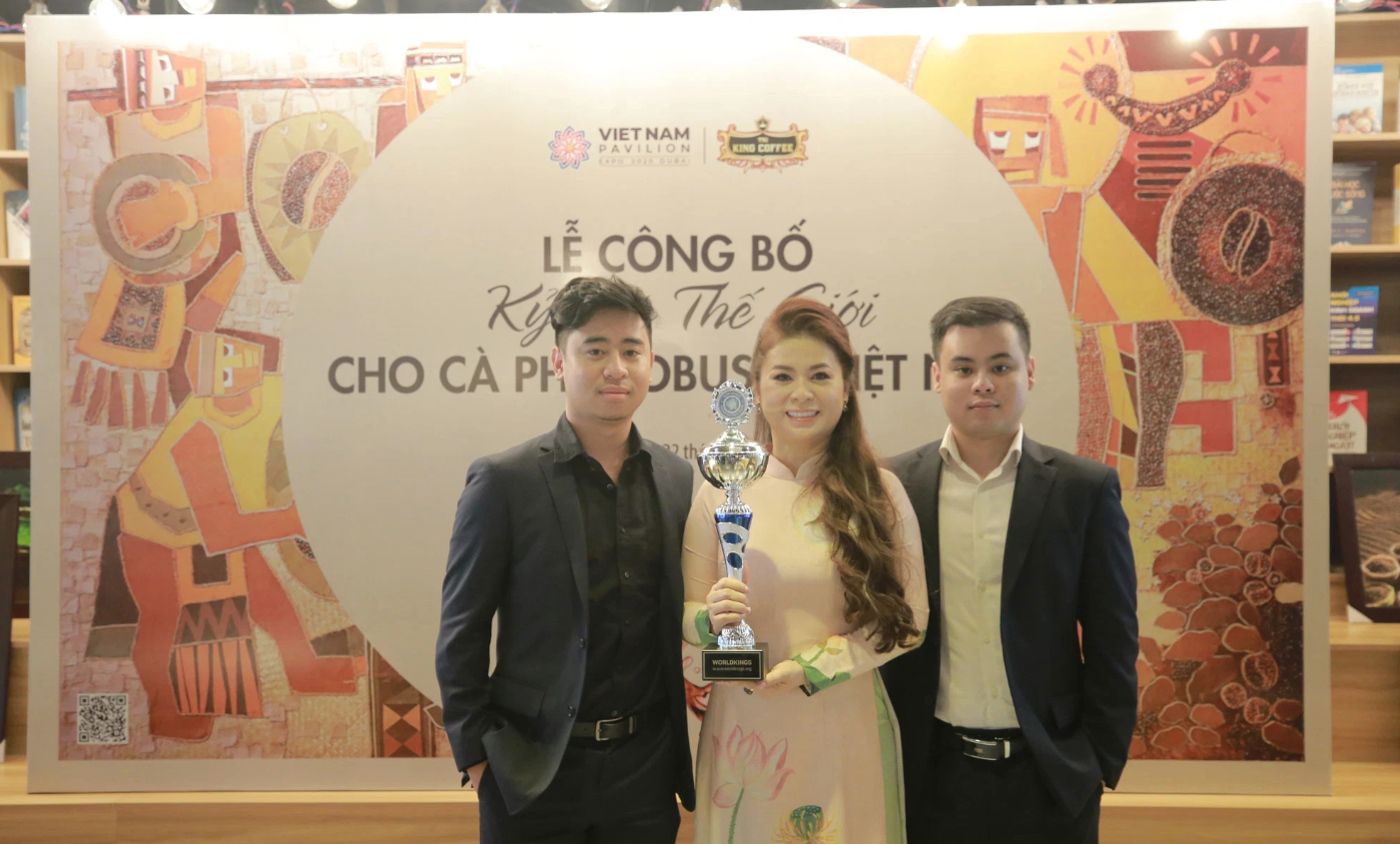 4 người con kín tiếng cùng tên Nguyên của "Vua cà phê" và quan điểm dạy con của ông Đặng Lê Nguyên Vũ, bà Lê Hoàng Diệp Thảo hậu chia - Ảnh 2. 4 người con kín tiếng cùng tên Nguyên của "Vua cà phê" và quan điểm dạy con của ông Đặng Lê Nguyên Vũ, bà Lê Hoàng Diệp Thảo hậu chia - Ảnh 2.