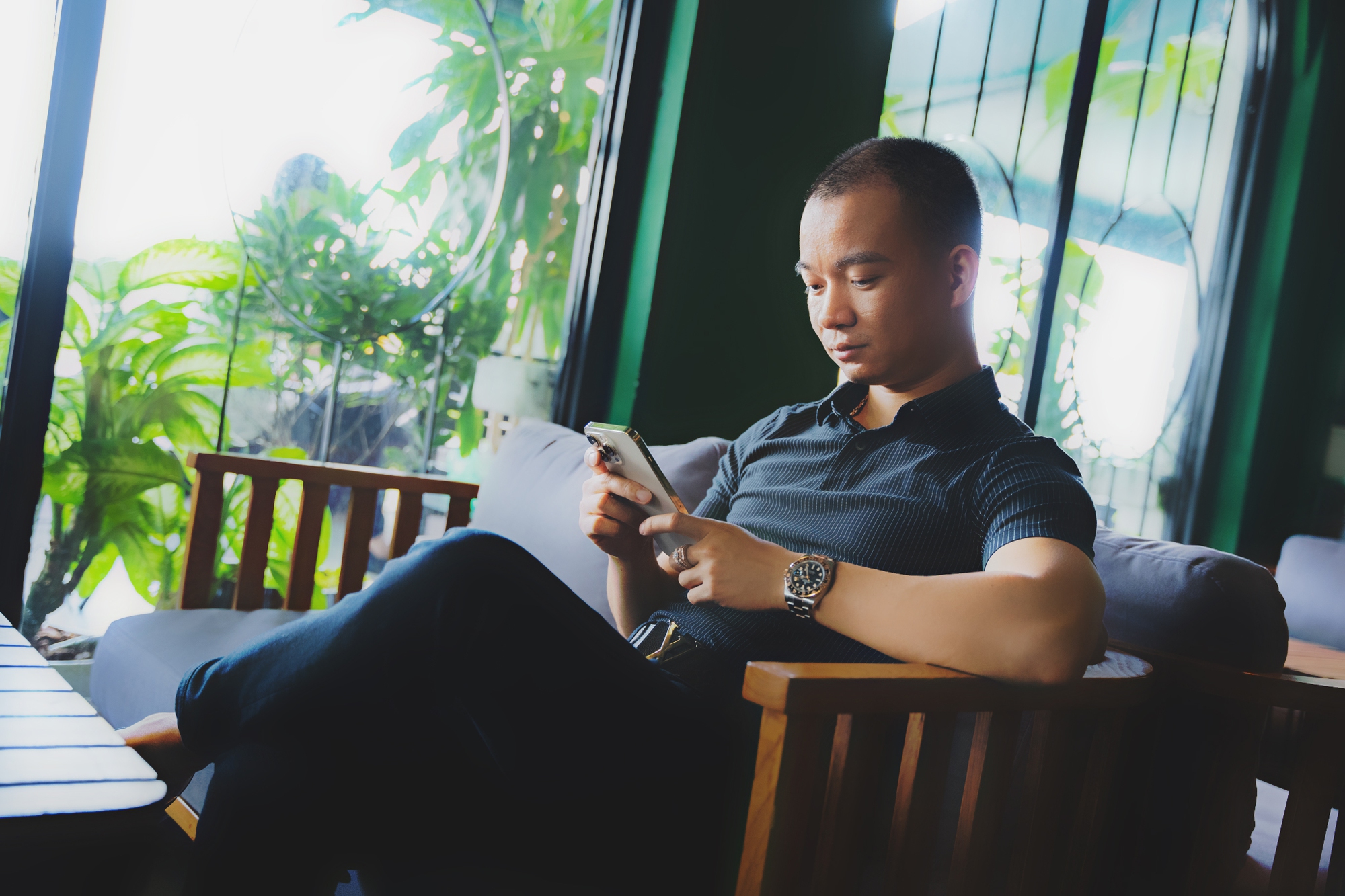 Mạnh thường qu&acirc;n đứng sau chương tr&igrave;nh lắp phao bơi tr&ecirc;n loạt cầu ở H&agrave; Nội - Ảnh 3.