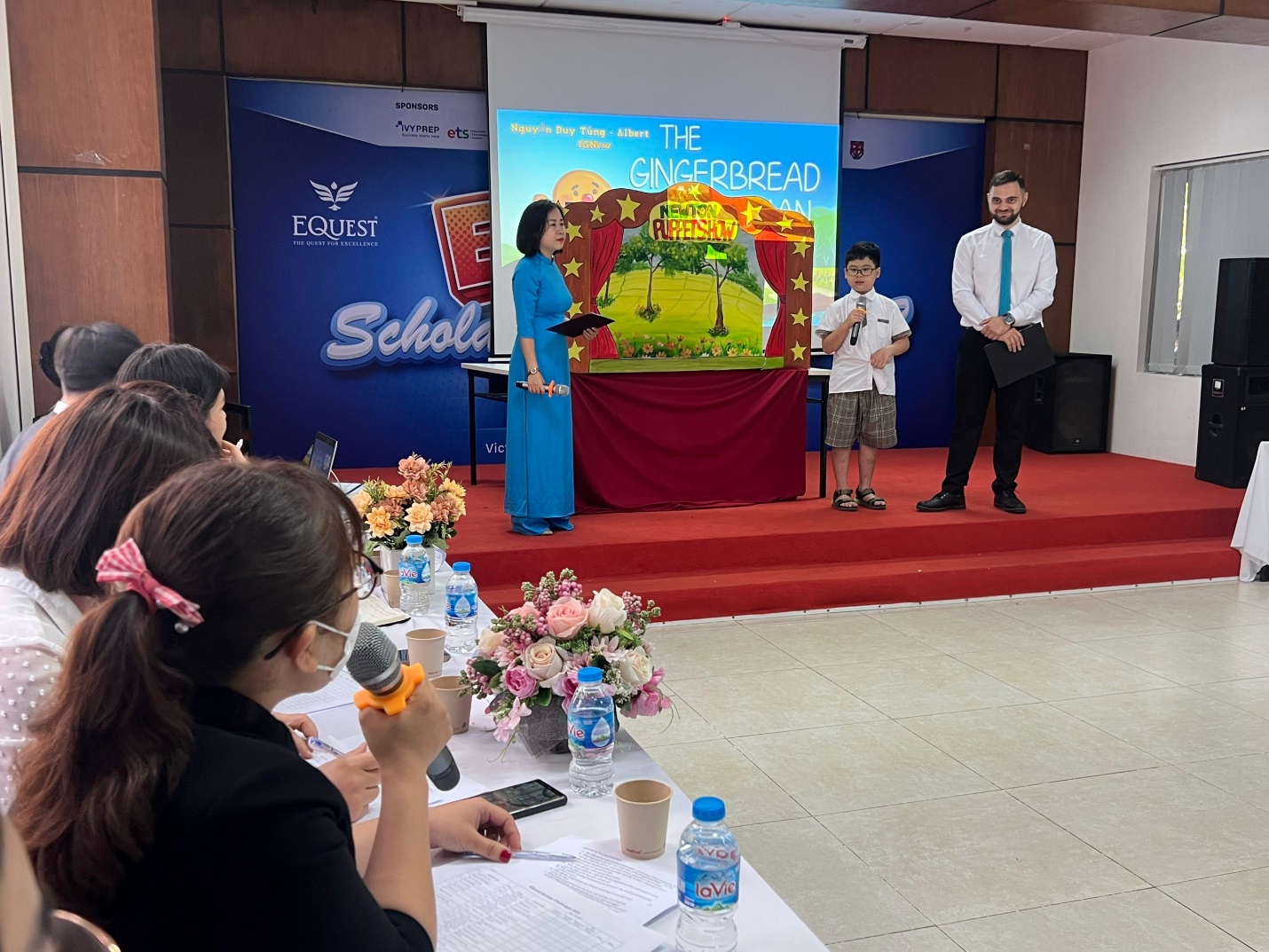 Lộ diện những tài năng tiếng Anh xuất sắc trong cuộc thi EQuest Scholar Challenges 2022 - Ảnh 2. Lộ diện những tài năng tiếng Anh xuất sắc trong cuộc thi EQuest Scholar Challenges 2022 - Ảnh 2.