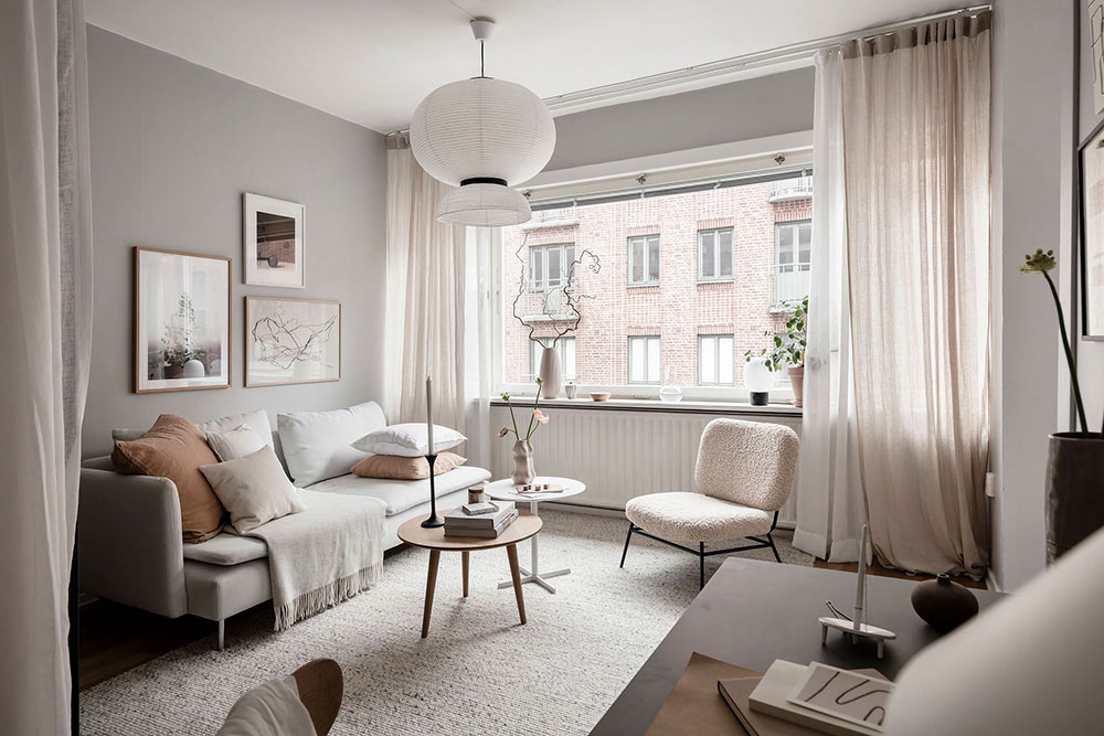 Despite the limited budget, the small 36m² apartment is still renovated to look both good and luxurious - Photo 6.