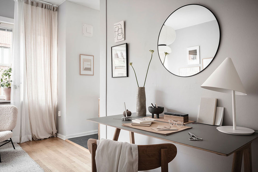 Despite the limited budget, the small 36m² apartment is still renovated to look both good and luxurious - Photo 9.