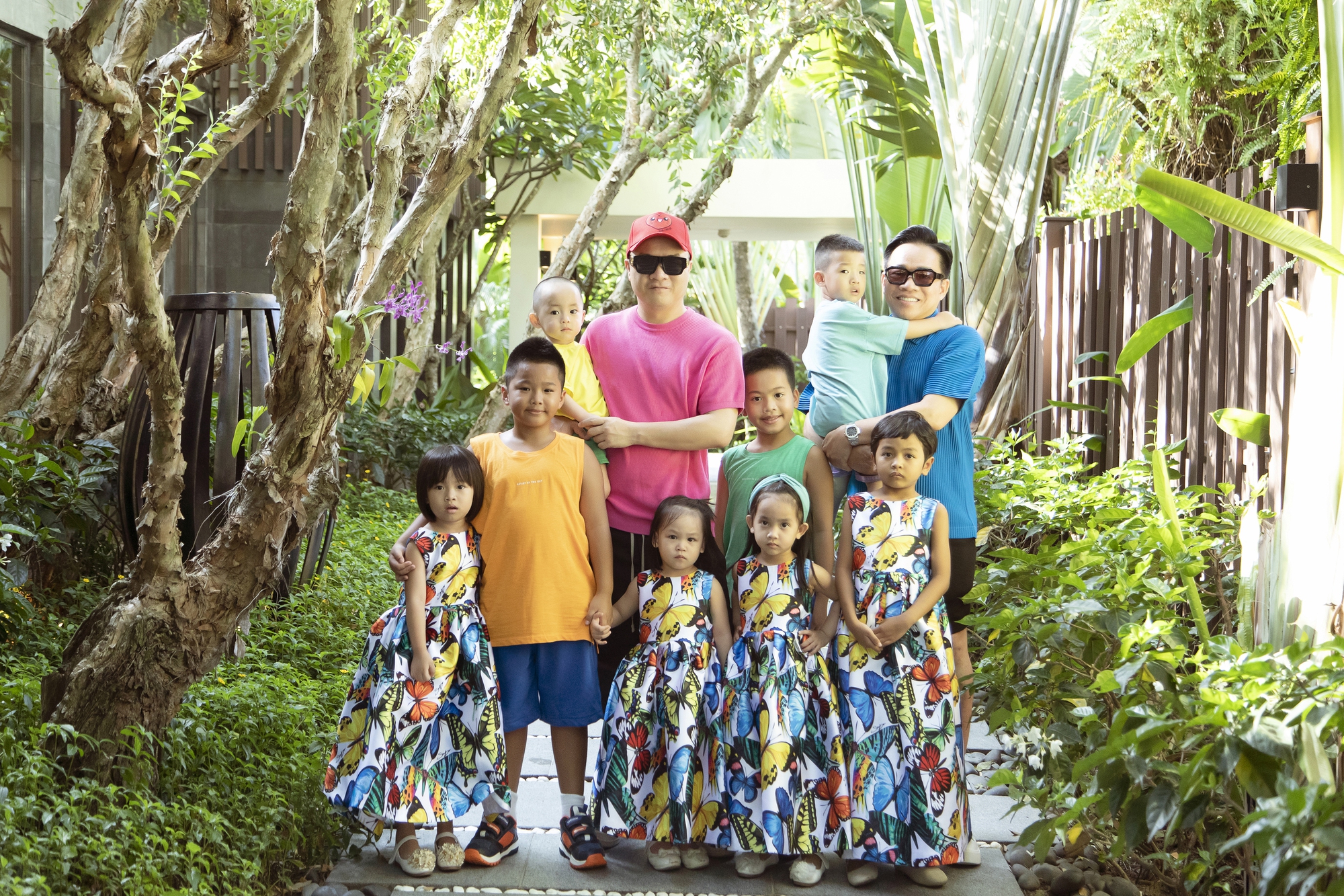 Vietnamese stars for the boys and girls to have an early summer vacation: Cuong Do La takes his daughter on a luxurious trip, Do Manh Cuong is even more majestic - Photo 4.